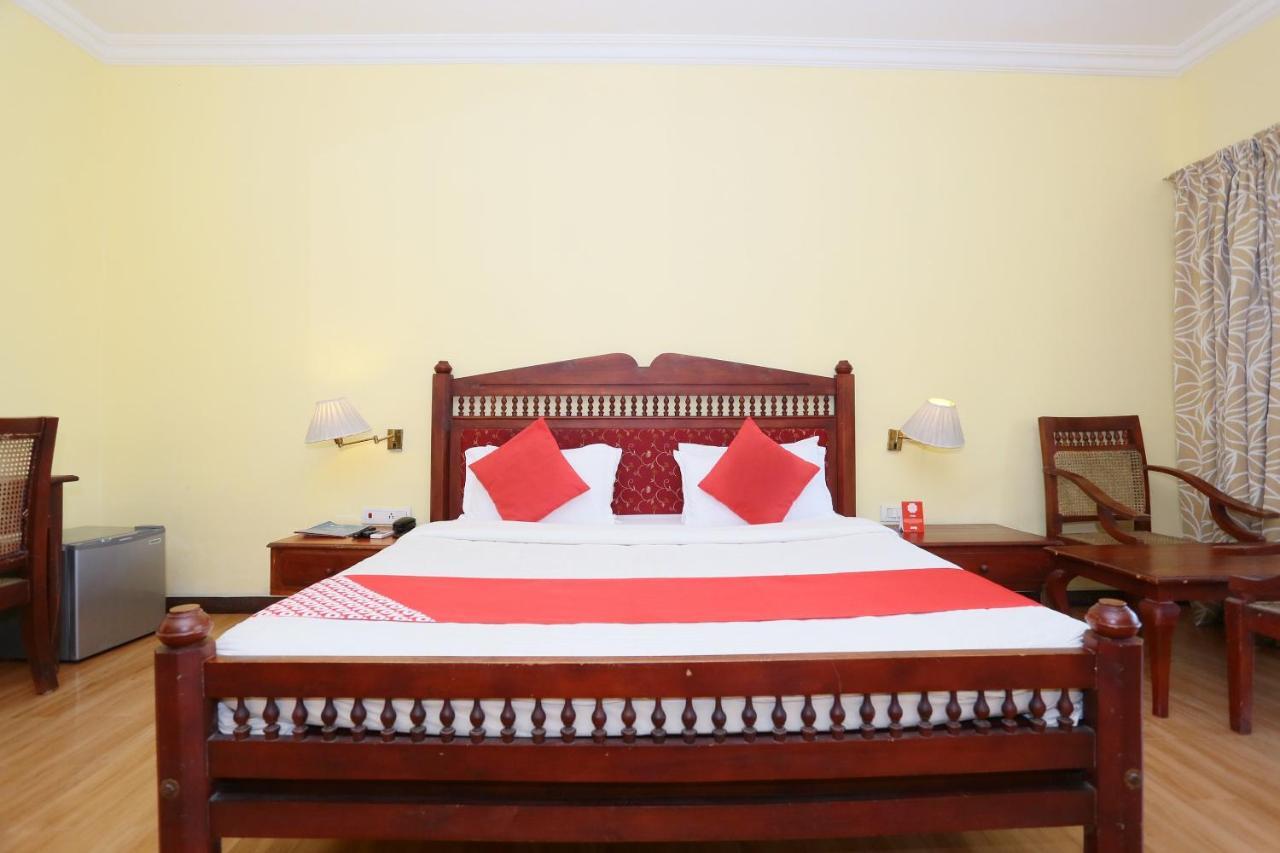 Oyo 26874 Manor Backwater Resort Kumarakom Luaran gambar