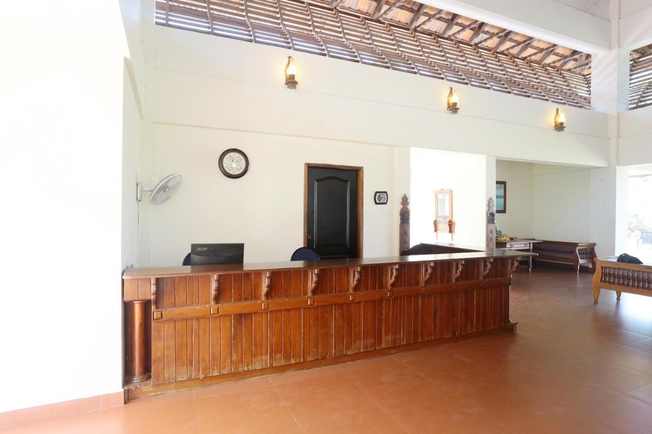 Oyo 26874 Manor Backwater Resort Kumarakom Luaran gambar